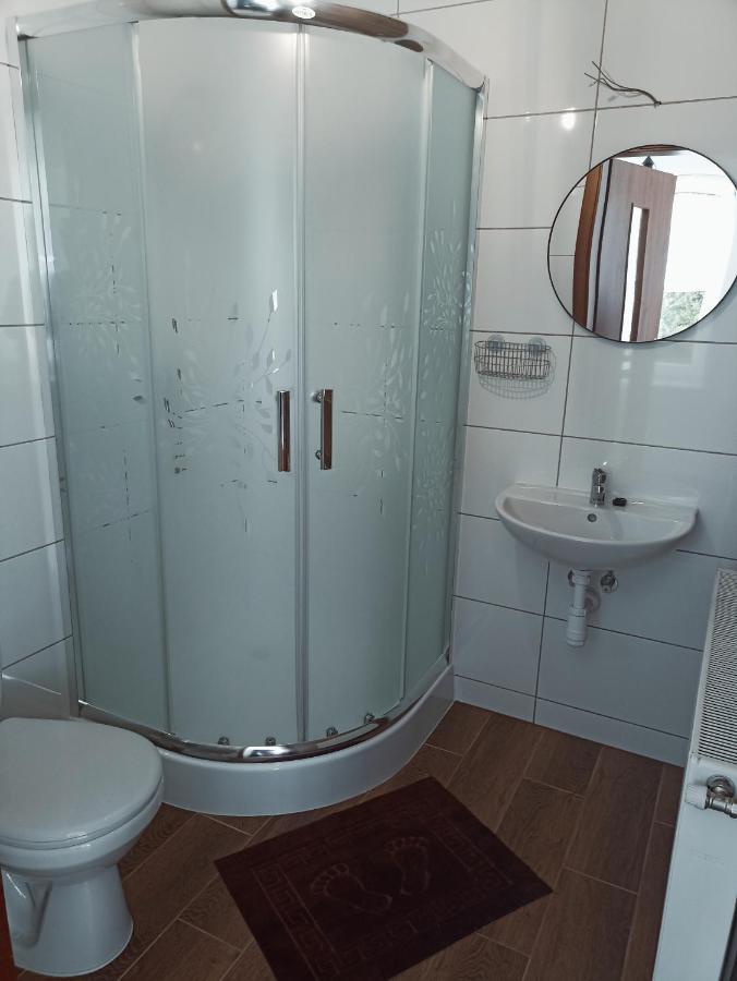 Pokoje Goscinne Dominik Ostrowo  Exterior foto